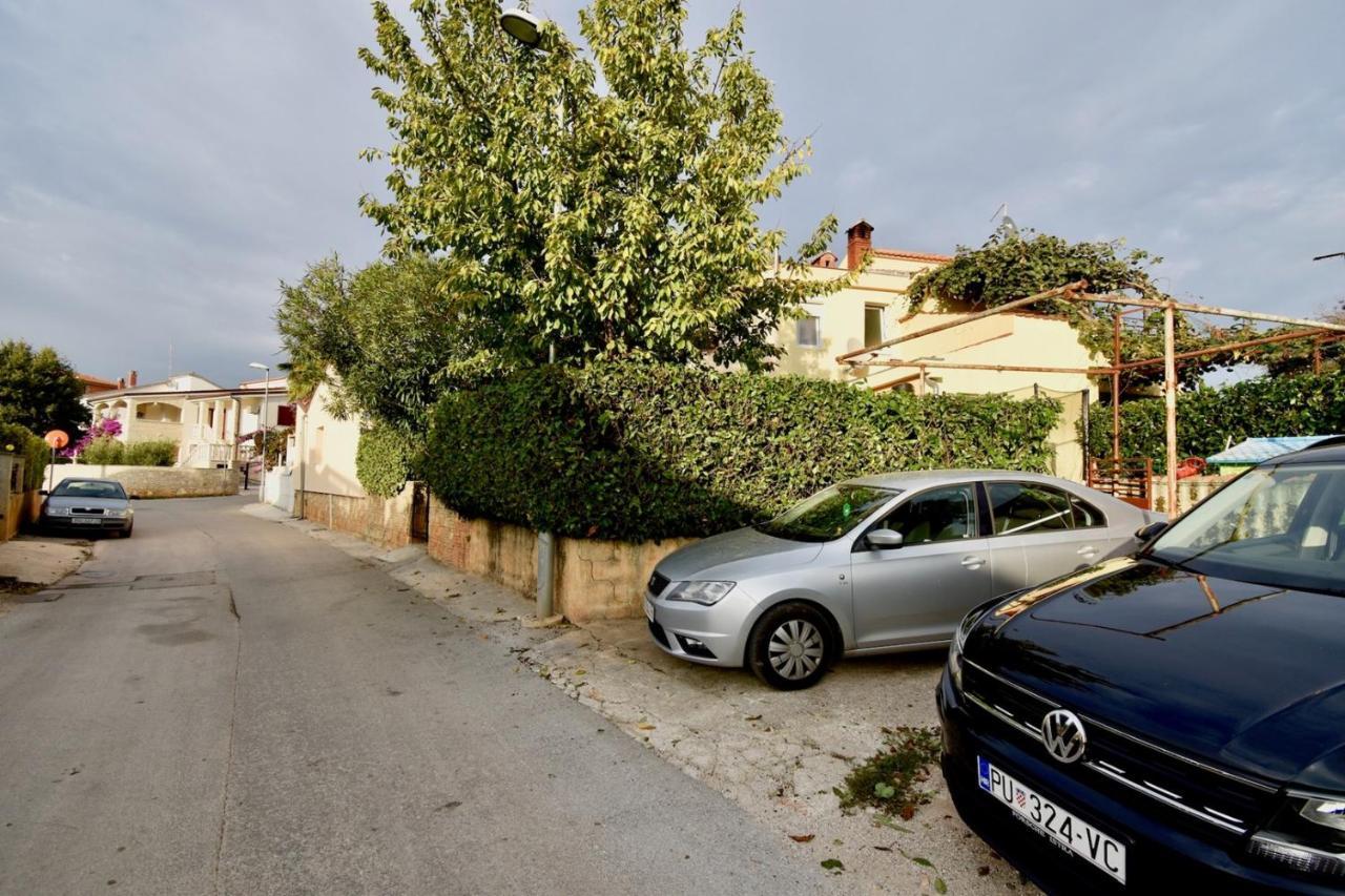 Holiday Apartments Медулин Екстериор снимка