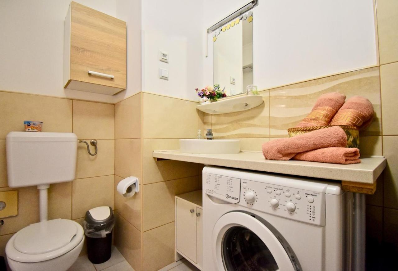 Holiday Apartments Медулин Екстериор снимка