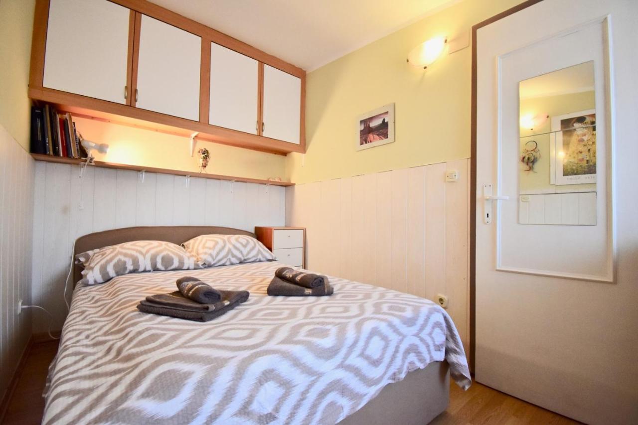 Holiday Apartments Медулин Екстериор снимка