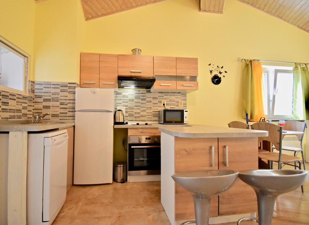 Holiday Apartments Медулин Екстериор снимка