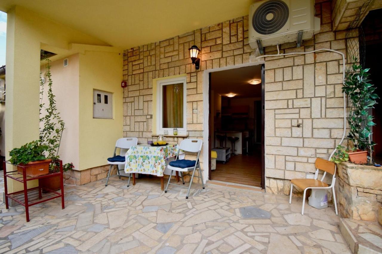 Holiday Apartments Медулин Екстериор снимка